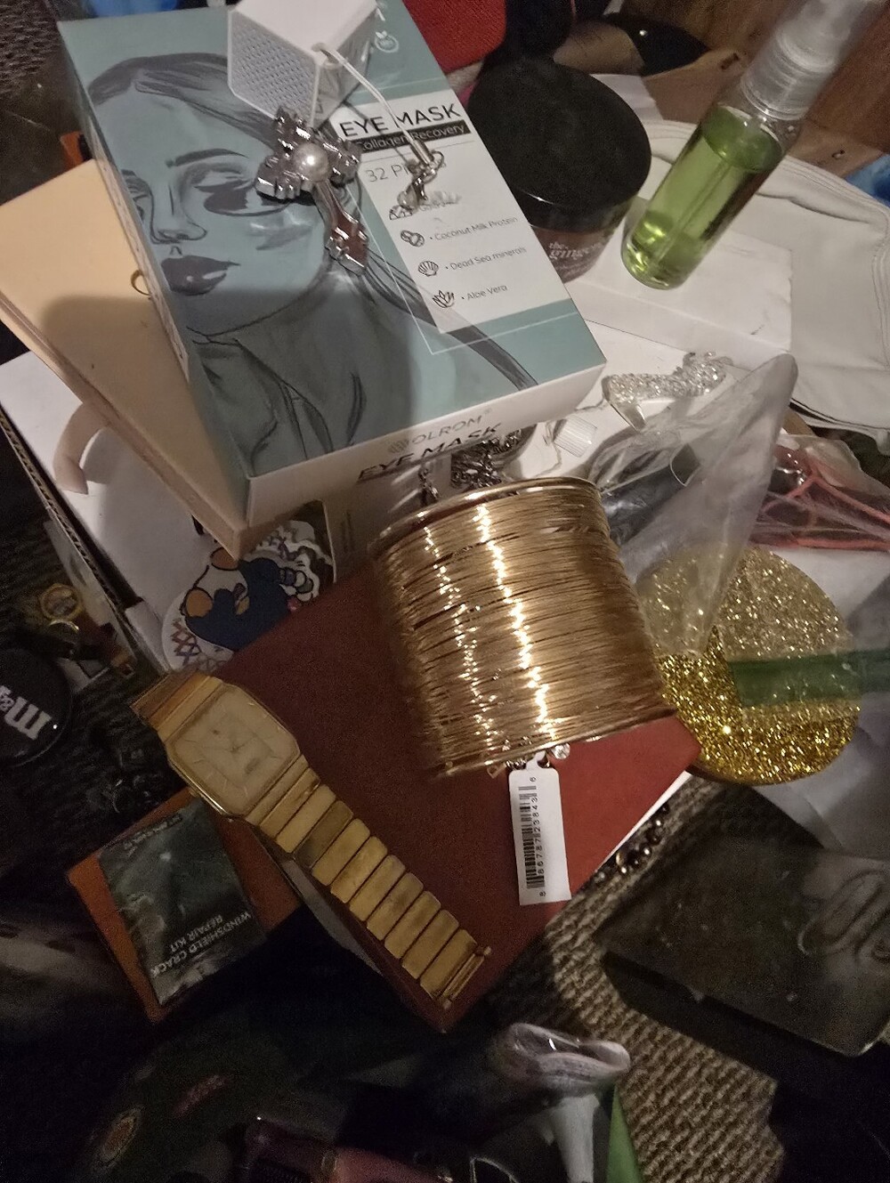High End Fashion Jewlrey Gold Bangle Bracelet Stack - Unbranded This Lot 30